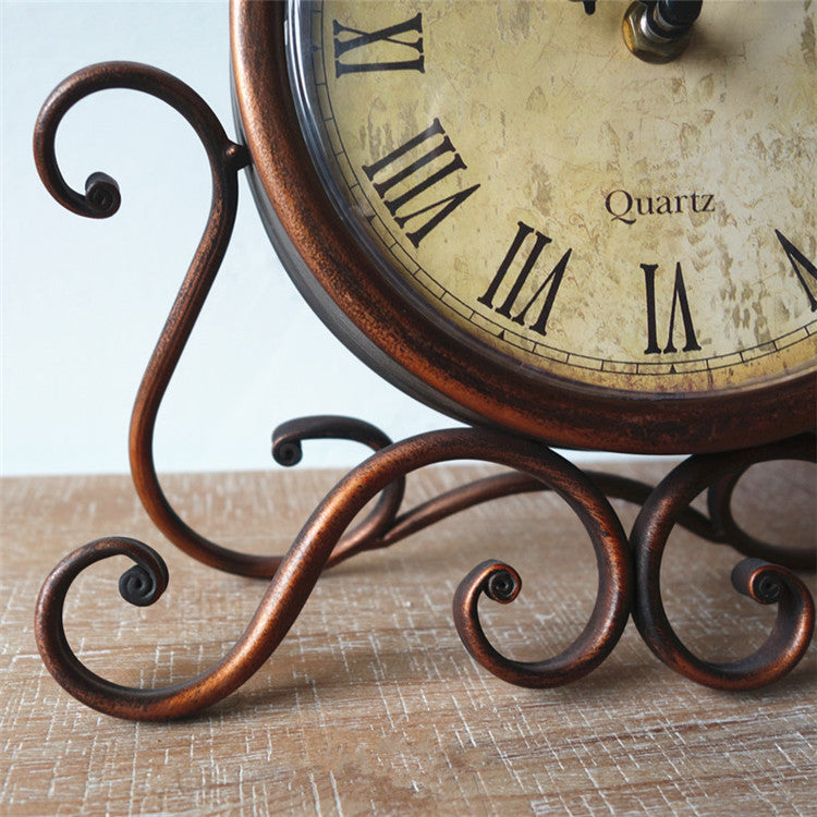 Vintage Scroll Roman Table Clock