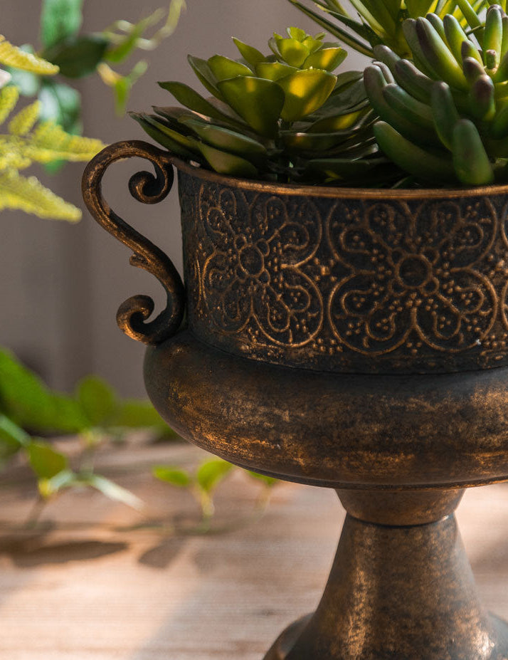 Antique Iron Dried Vase