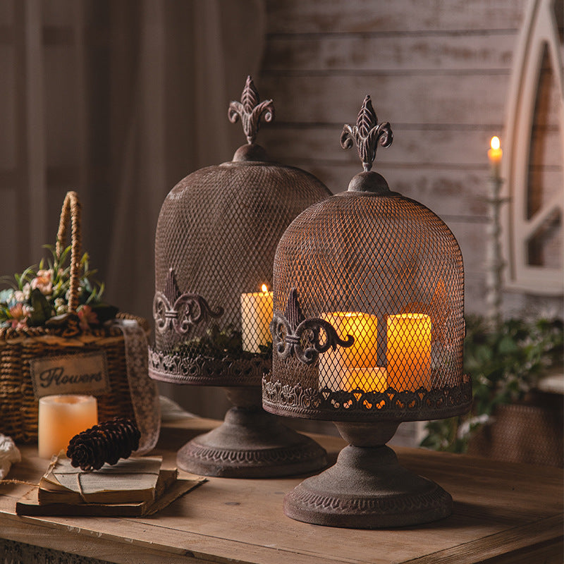 Birdcage candlestick holder